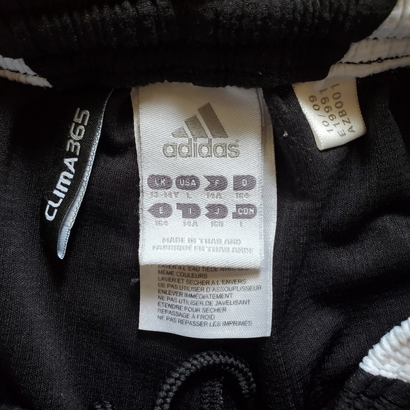 Adidas Soccer shorts - Picture 3 of 3